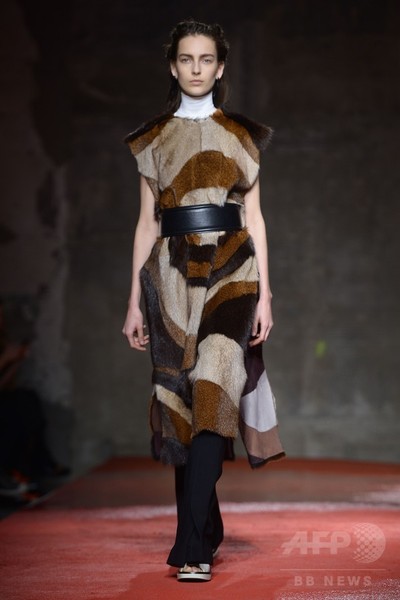 荒野を舞台にした荒々しくも機能的なクリエーション、「マルニ」15/16秋冬