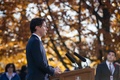 カナダの首都オタワにある総督邸（リドー・ホール）で、首相就任後の記者会見に臨むジャスティン・トルドー首相（2015年11月4日撮影）。(c)AFP/GEOFF ROBINS