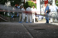2007年6月10日、イスタンブール（%%Istanbul%%）の爆発現場で捜査に当たる科学捜査官ら。(c)AFP/BULENT KILIC