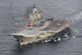ノルウェー・アンドーヤ島近くの国際水域を航行するロシアの空母「アドミラル・クズネツォフ」。ノルウェー軍提供（2016年10月17日撮影、公開）。(c)AFP PHOTO / Norwegian Armed Forces Forsvaret
