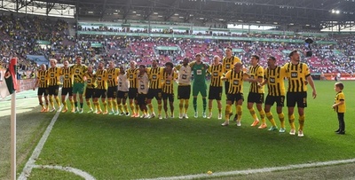 ドルトムント快勝で首位浮上、リーグ優勝まであと一歩