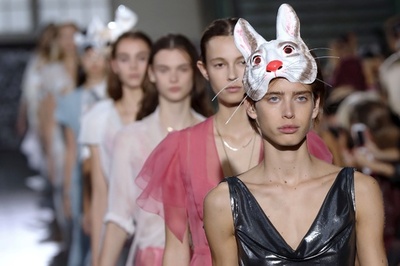 「ジョン・ガリアーノ」17年春夏