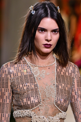 「ラペルラ」17/18年秋冬