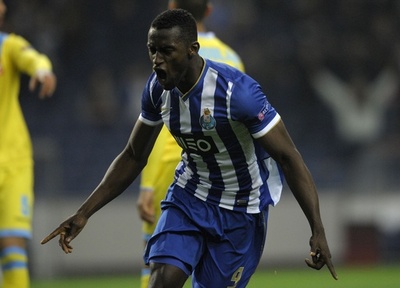 ナポリ、FCポルトに先勝を許す ヨーロッパリーグ