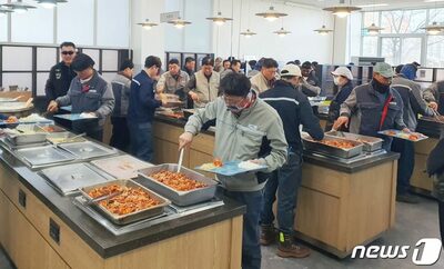 韓国・給食業界が「グルメ化」…「一蘭」「ラムゼイ」とコラボする驚きの戦略