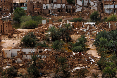 イエメンの暴風雨、死者64人に
