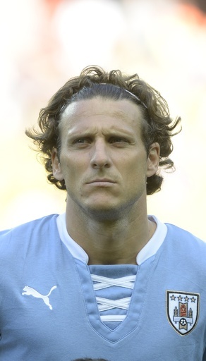 フォルラン、Jリーグ史上最高年俸でセレッソに加入