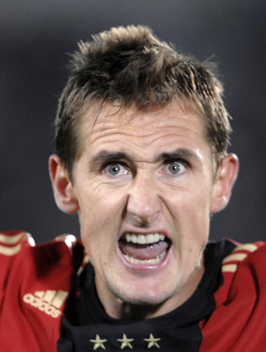 ドイツ クローゼのハットトリックの活躍でフィンランドと引き分ける