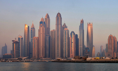 UAE、9％の法人税導入 23年6月から