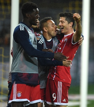 首位攻防戦はバイエルンに軍配、敗れたドルト指揮官は自信喪失