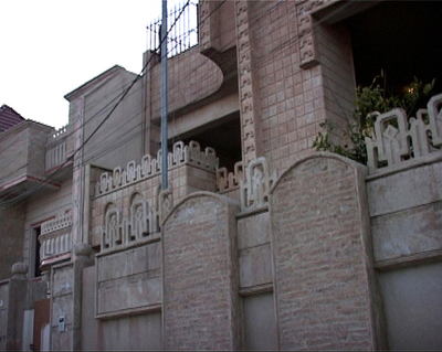 米軍、イラン領事館を捜索、5人を拘束 - イラク