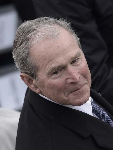 ブッシュ元大統領、トランプ氏のメディア攻撃を批判