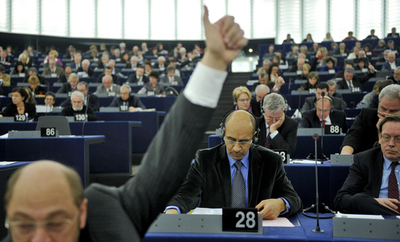 欧州議会、温暖化対策包括案を可決