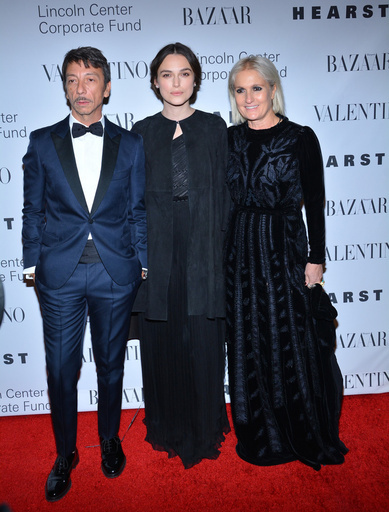 キウリによる「ディオール」、ミューズは娘