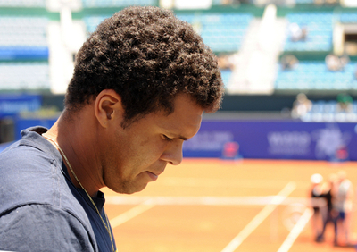 ツォンガ 右ひざ負傷で全仏に暗雲