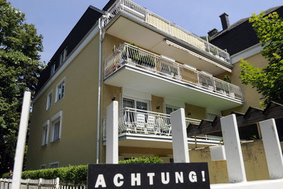 おので家族5人を次々殺害、男が警察出頭 オーストリア