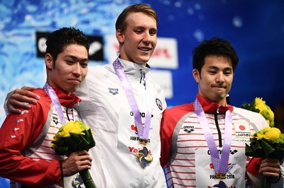 カリシュが男子400m個人メドレーで萩野と瀬戸に圧勝、パンパシ水泳