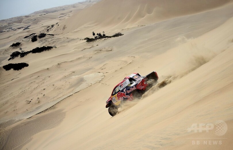 ダカールラリー開幕、トヨタのアルアティアが初日を制す