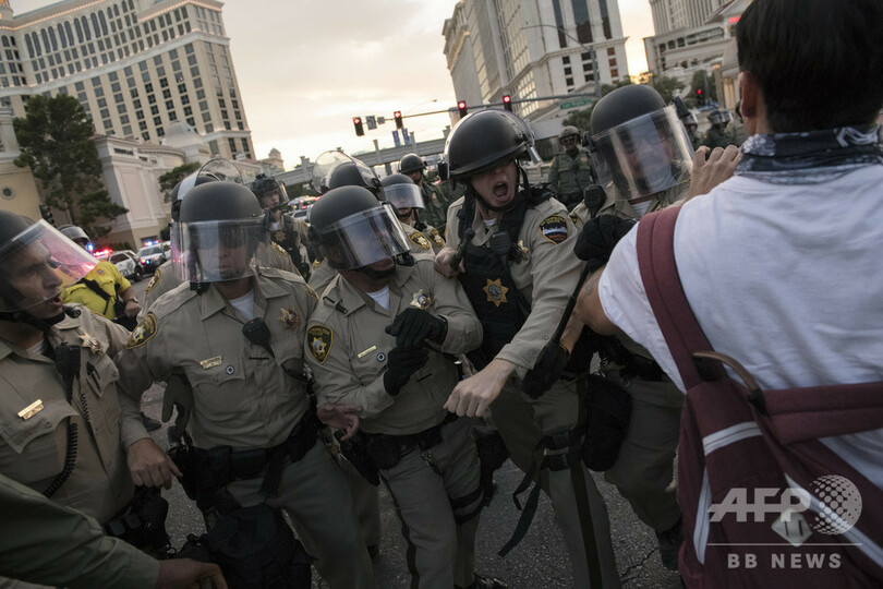 米デモで暴力扇動、極右運動「ブーガルー」とみられる男3人を逮捕