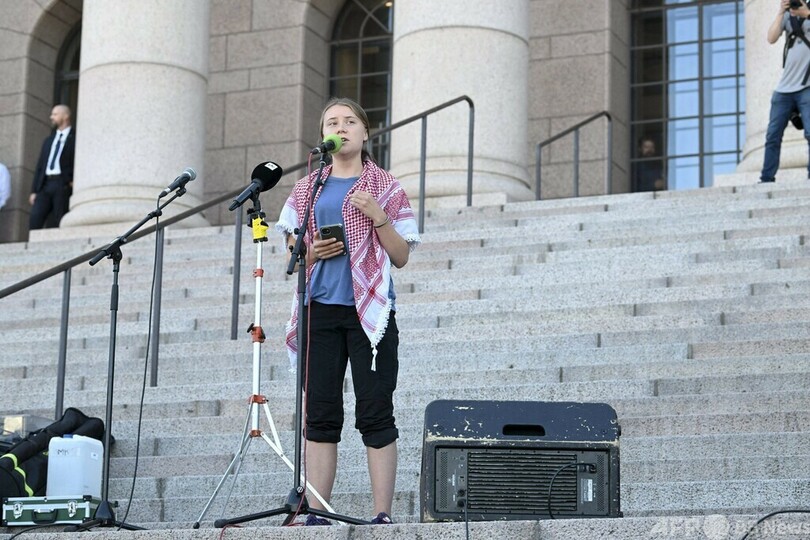 グレタさん、「絶滅への反逆」のデモ参加 フィンランド