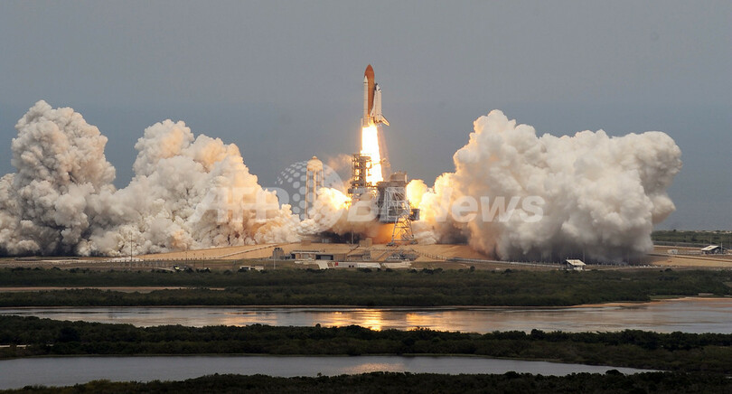 「アトランティス」打ち上げ成功、ハッブル宇宙望遠鏡の最後の修理へ