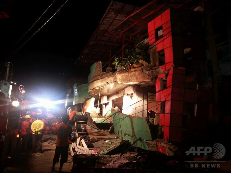 フィリピン レイテ島でm6 5の地震 2人死亡 建物崩壊 写真8枚 国際ニュース Afpbb News