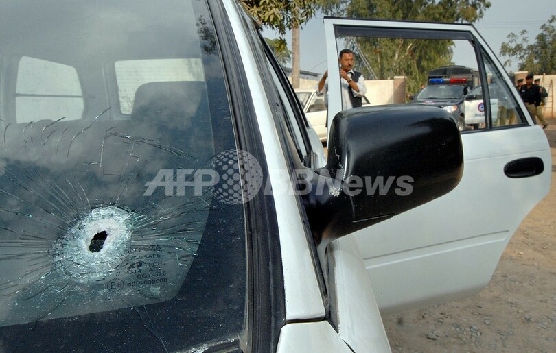 パキスタン北西部、日本人記者ら銃撃うけ負傷