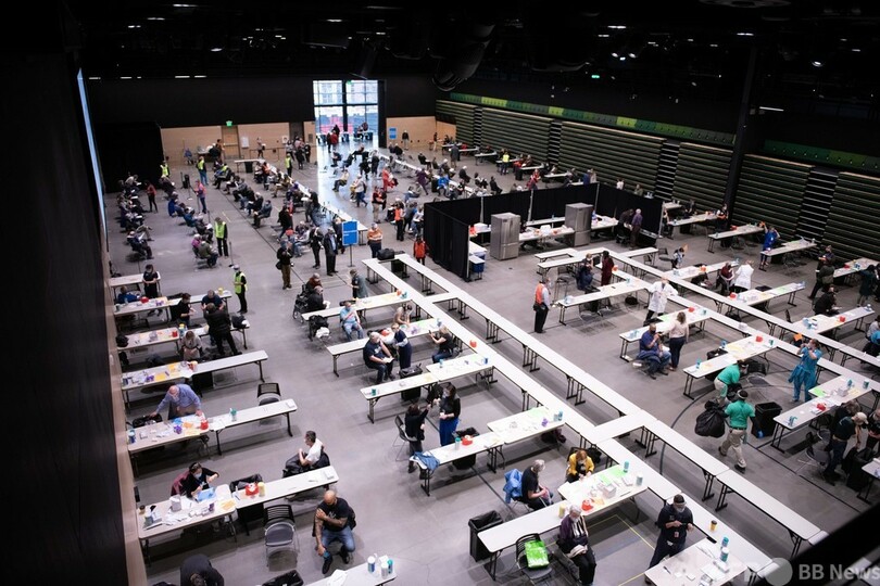 米国のコロナ感染者なぜ減ってきた？ 考えられる要因と今後の予測