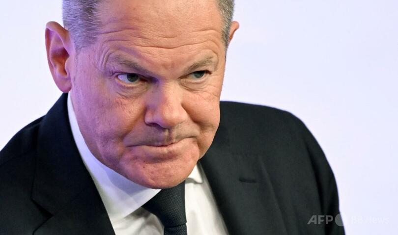 独首相、マスク氏批判「極右支持は容認できない」 ドイツ西部フランクフルトで、「アウシュビッツ解放80周年記念日 - 今後は?」と題されたイベントに出席するオラフ・ショルツ首相(2025年1月19日撮影)。(c)Kirill KUDRYAVTSEV/AFP