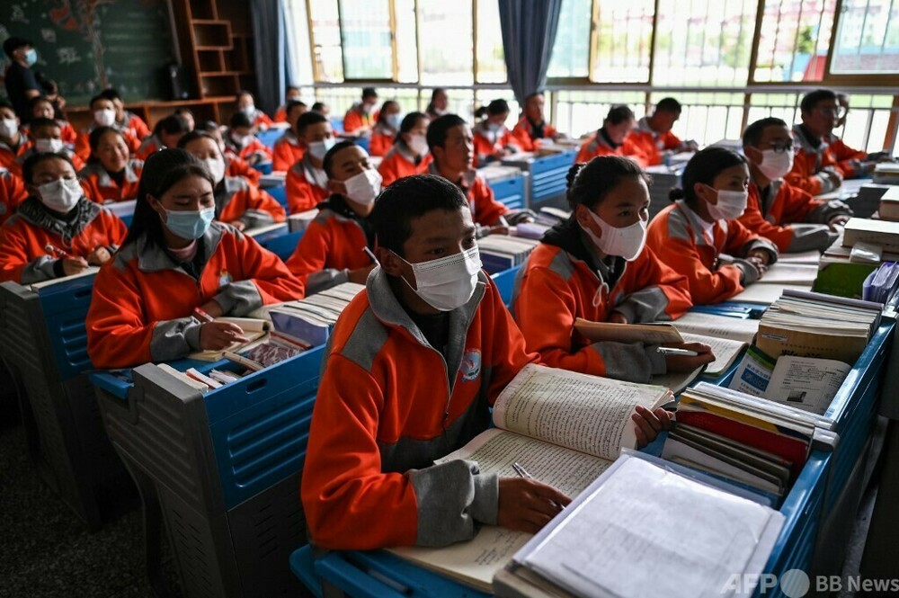 中国、チベット人の子ども「強制的に同化」 国連専門家が警鐘 写真