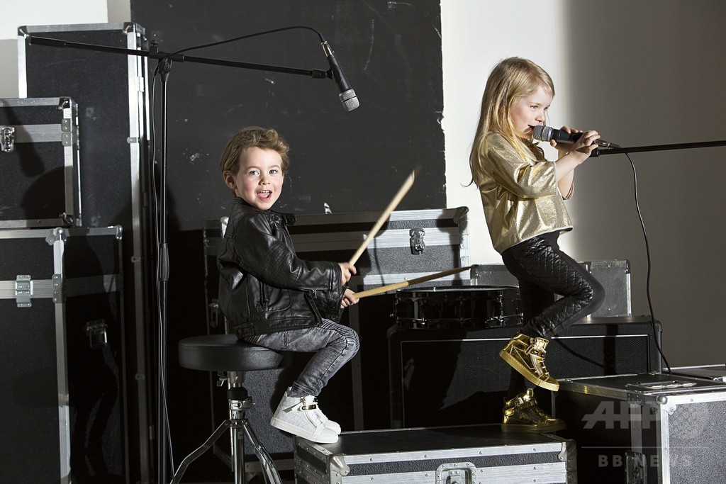 「ジュゼッペ・ザノッティ」初のキッズシューズ発売