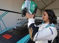 サウジアラビアで初めて、女性カーレーサーとして国内レースに出場したリーマ・ジュファリ（2019年11月20日撮影）。(c)FAYEZ NURELDINE / AFP