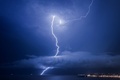 ウルグアイ・モンテビデオで雷雨の空に走る稲光（2024年3月8日撮影）。(c)Mariana SUAREZ / AFP