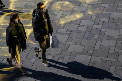 新型ウイルス、中国で新たに97人死亡 死者2442人 患者7万6936人に