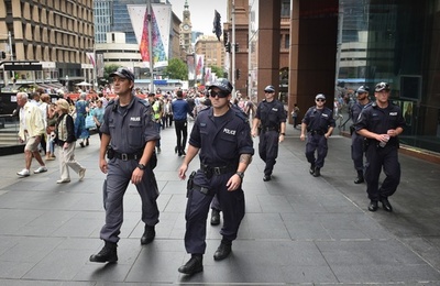 カフェ事件後「テロリストの会話」活発化、豪首相