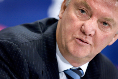 ＜サッカー UEFA杯＞ファン・ハール監督 フェネルバフチェ戦に向け記者会見に出席 - オランダ