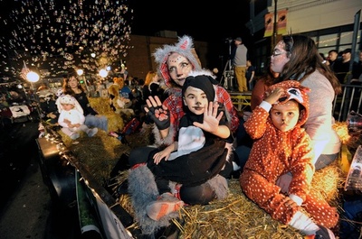 ハロウィーンシーズン到来！ 米では早くも仮装行列のイベント