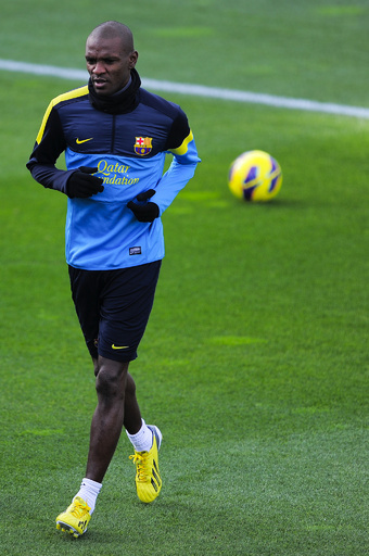 バルセロナのアビダルが練習試合に出場