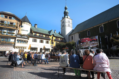 肌の露出に激怒？ モロッコ人の男、女性4人刺す 仏アルプス
