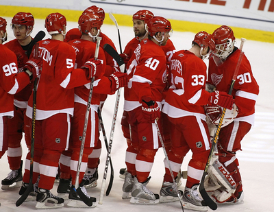 レッドウィングス アバランチを下し2連勝