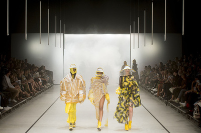 ベルギーの芸術大学「ラ・カンブル」卒業ショー開催