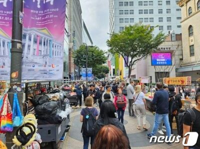 韓国の連休特需…外国人と韓国人でにぎわったソウルのスポット、明洞