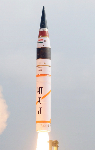 インドが長距離ミサイル「アグニ5」の発射実験に成功