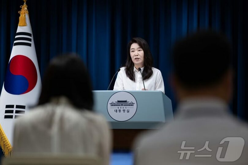 韓国大統領室のカン・ユジョン（姜由楨）報道官(c)news1