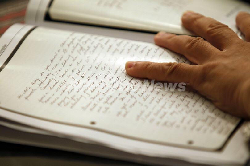 ブルース・リーのコートに600万円、香港でオークション