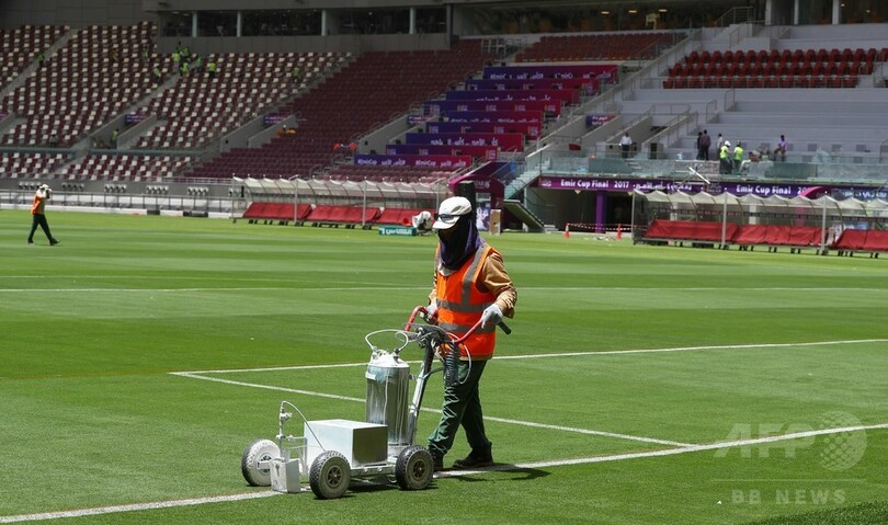 冷房完備のＷ杯スタジアムお披露目、カタール