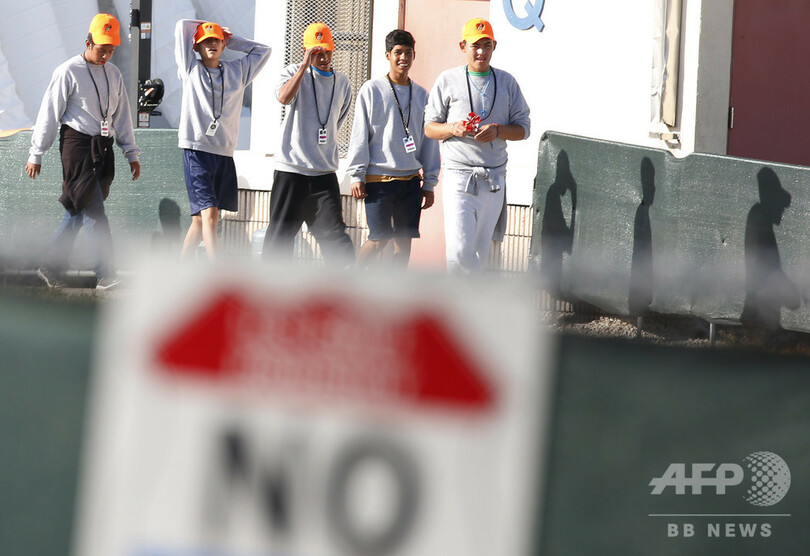 米トランプ政権の移民親子引き離し、中止命令後も900人以上 人権団体