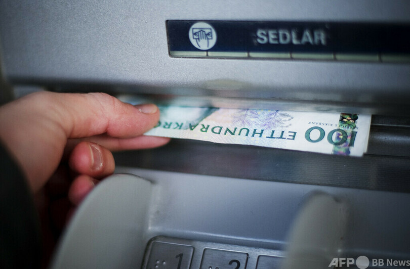 キャッシュレス化で減った現金決済、スウェーデンが維持検討