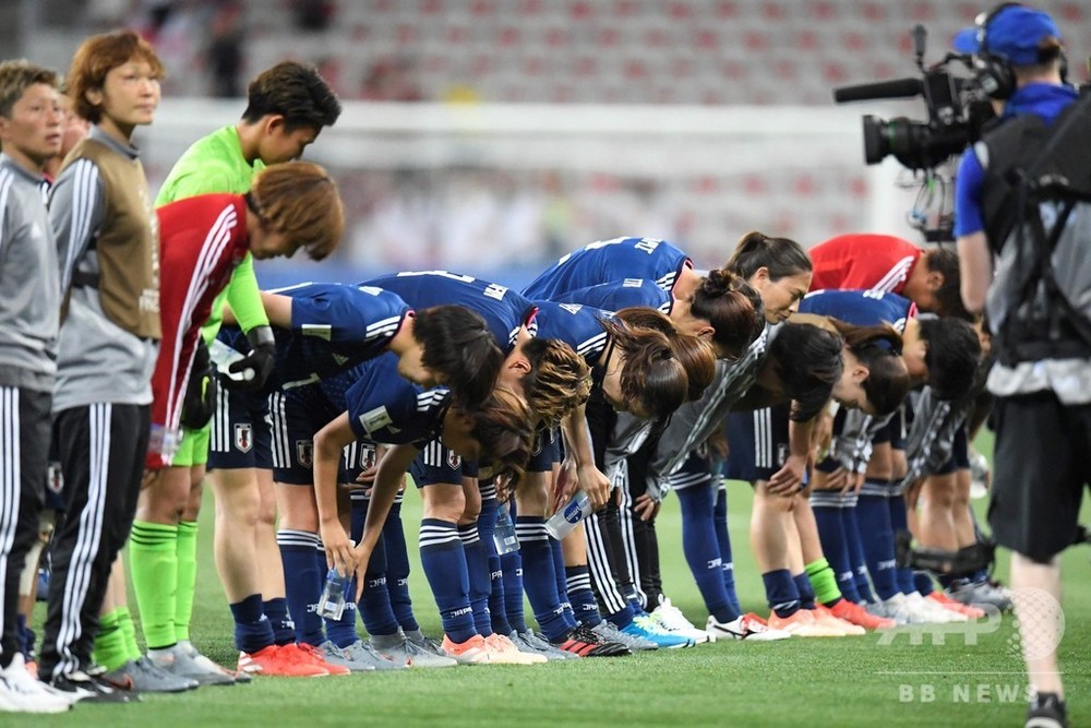 日本がイングランドに黒星 16強でオランダかカナダと対戦 女子w杯 写真枚 国際ニュース Afpbb News