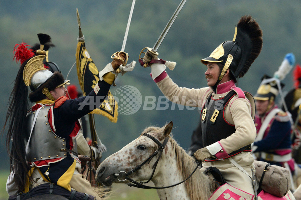 「ボロジノの戦い」から200年、ナポレオンと露軍の激戦を再現 写真34枚 国際ニュース：AFPBB News